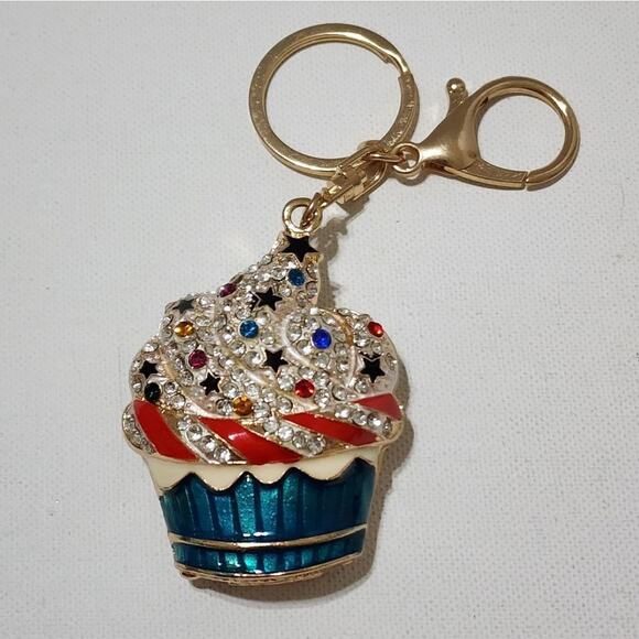 BETSY JOHNSON Jeweled‎ cupcake purse charm keychain - Picture 1 of 4